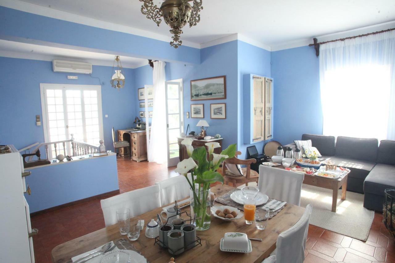 The Collector'S Home Finikas  Luaran gambar